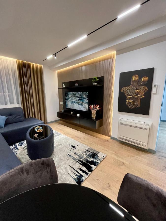 Queens Luxury Apartments Tirana Zewnętrze zdjęcie