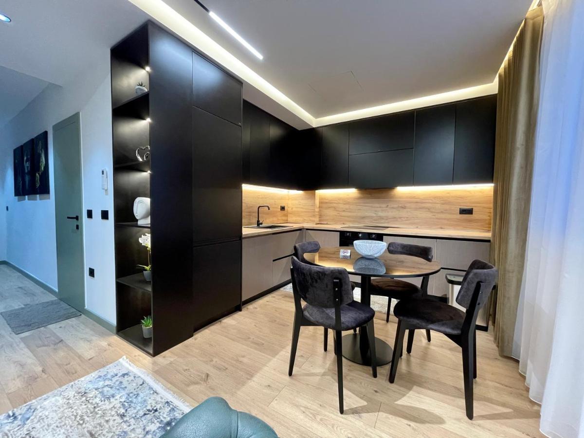 Queens Luxury Apartments Tirana Zewnętrze zdjęcie